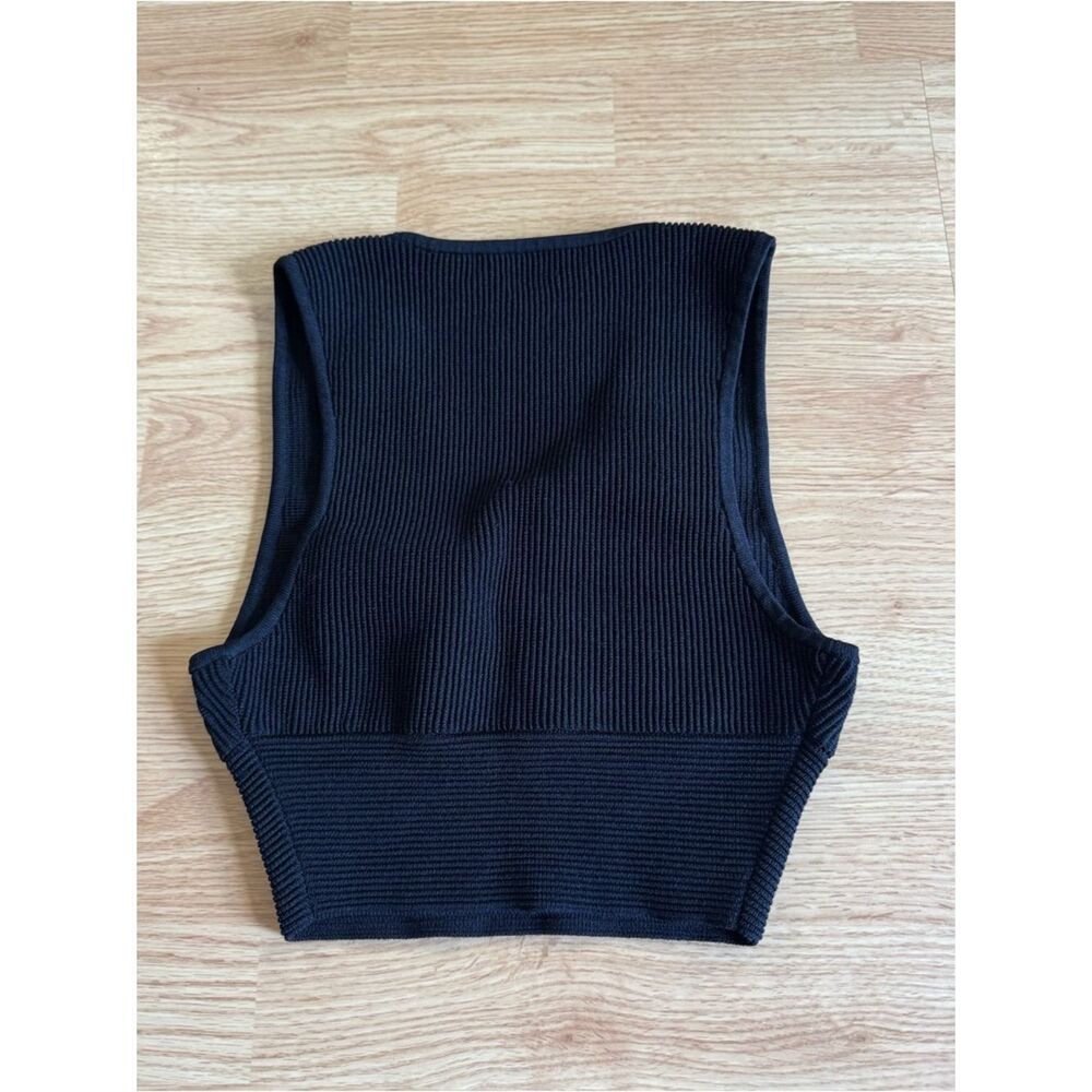 Aritzia Babaton Women's Sculpt Knit Deep V Neck Tank Top in Black Size Small - Picture 7 of 7